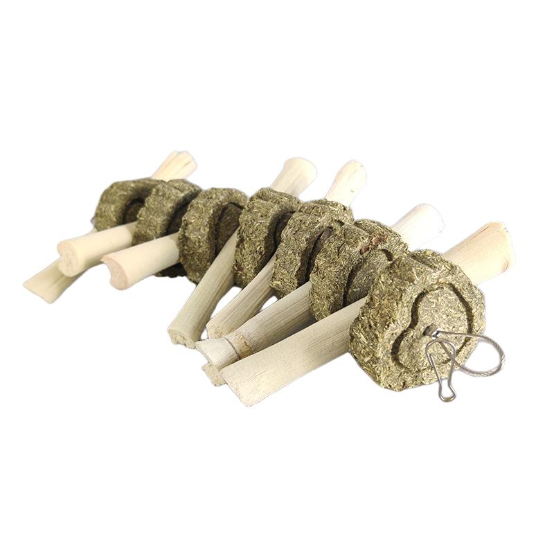 Bamboo and timothy hay chew skewer with clip-on loop for small pet cages