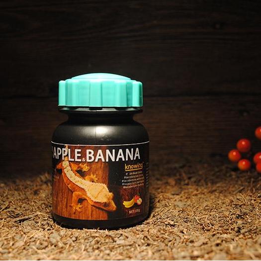 Gecko fruit paste jar with apple and banana flavor