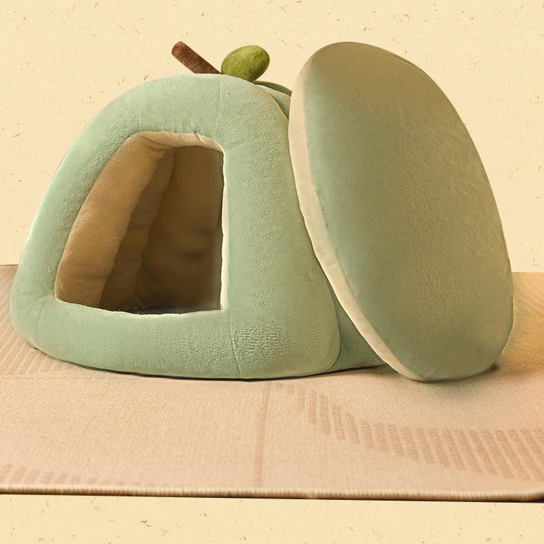 Cozy Pumpkin Pet Cave Bed – Warm Winter Cat & Small Dog House