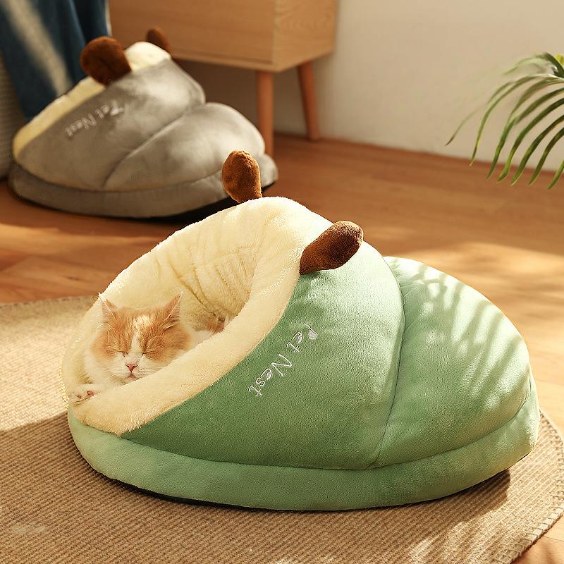Warm Plush Slipper Pet Bed for Cats and Dogs